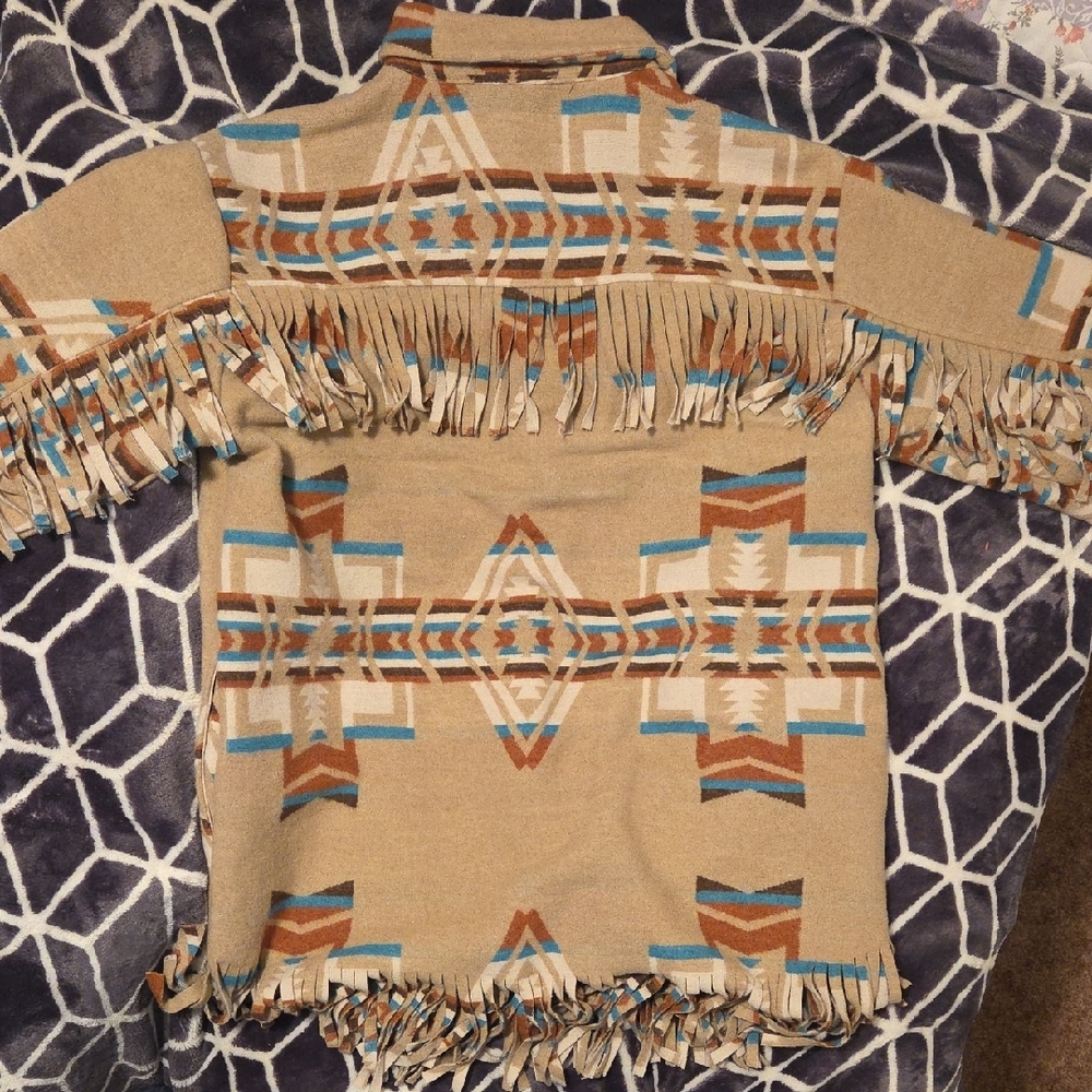 Aztec Patterned Fringe Blazer - Picture 3 of 3